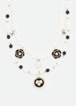 Pendant Necklace Black/Snowdrop -Angels-Face Shop Charm Necklace Black Detail