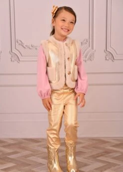 Cher Metallic Fur Gilet Gold -Angels-Face Shop Cher Gilet Gold Lifestyle