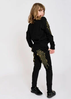 Emelia Sweatshirt Black 7 Emelia Sweatshirt Black -Angels-Face Shop Emelia Sweatshirt Black Lifestyle 3