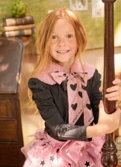 Emerline Faux Fur Collar Tea Rose -Angels-Face Shop Emerline Collar Tea Rose Campaign 1