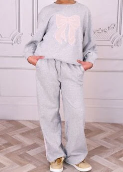 Flair Sweat Pant Grey -Angels-Face Shop Flair Jogger Grey Lifestyle 1 f8f8c4a8 da62 4ae9 bb63 023cf4feeac6