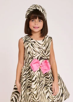 Lourdes Zebra Jacquard Headband White/Black -Angels-Face Shop Loudres Headband Black Lifestyle 1