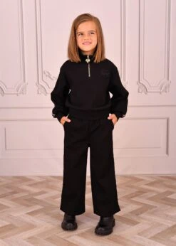 Molly Half Zip And Jogger Set Black -Angels-Face Shop Molly Set Black Lifestyle 2