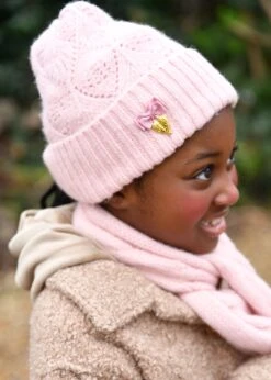 Nottingham Knit Hat Pink 7 Nottingham Knit Hat Pink -Angels-Face Shop Nottingham Hat Pink Campaign 1