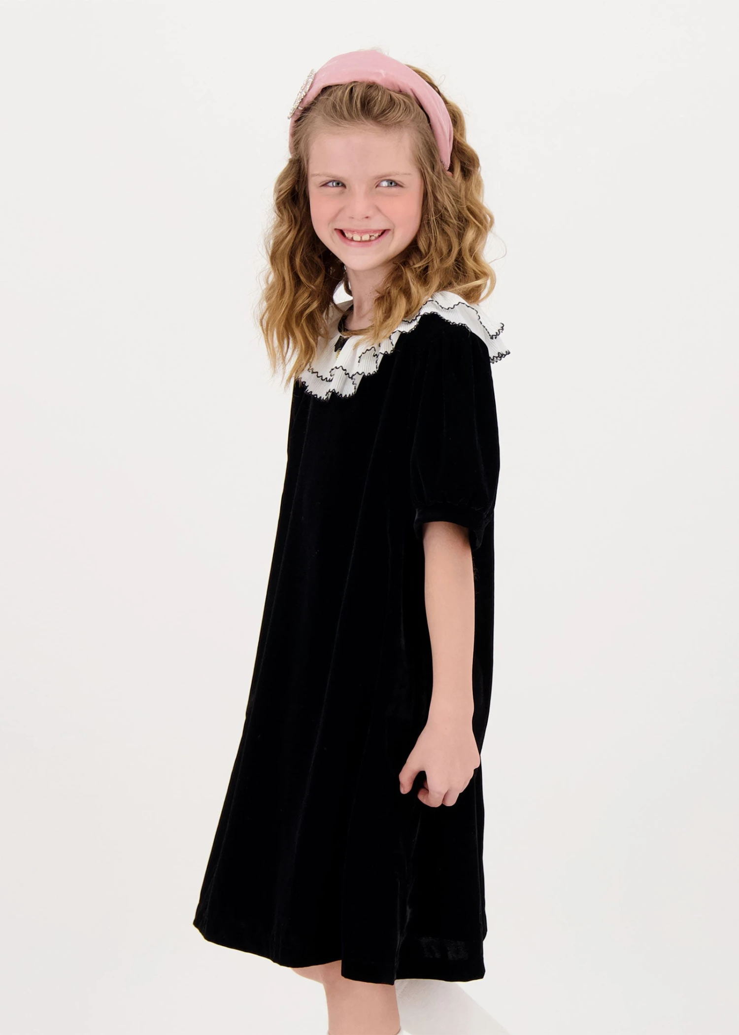 Oprah Velvet Dress Black 4 Oprah Velvet Dress Black - Image 4