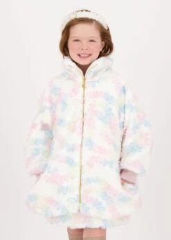 Oscars Fur Pastel Jacket Snowdrop -Angels-Face Shop Oscar Pastel Jacket Snowdrop Lifestyle 1