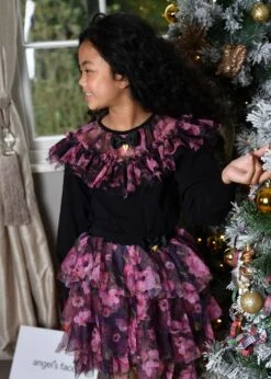 Patsy Kew Skirt Black -Angels-Face Shop Patsy Skirt Kew Campaign 2